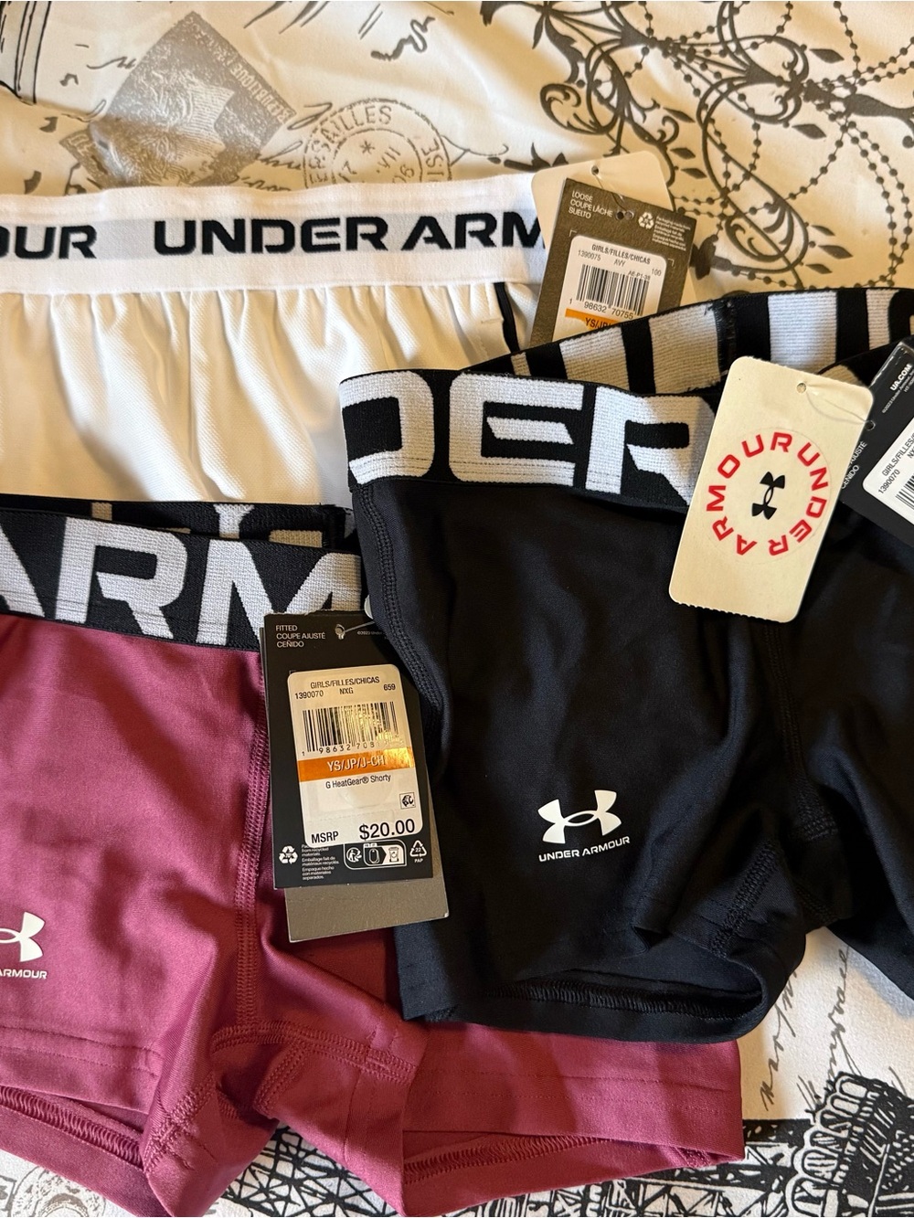 3-Pack Under Armour Girls Shorts Youth Small NWT